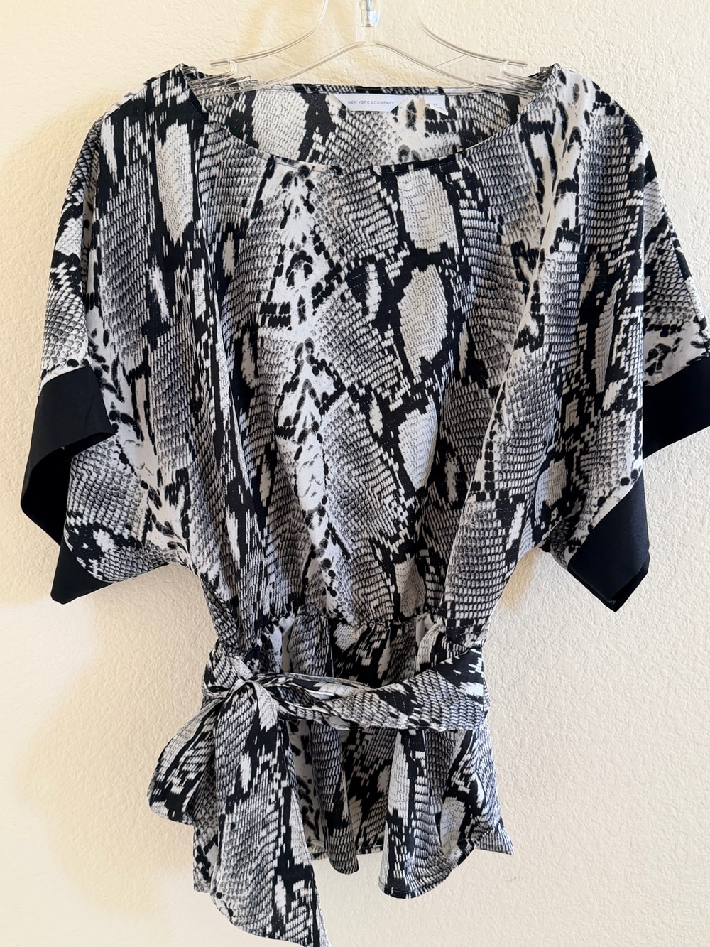 New York & Company Black and White Snake-Print Tie-Waist Blouse